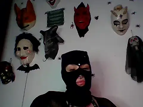 Snapshot of FeticheMacabre chatting on 12/10/24, 12:50 FeticheMacabre online show from 12/10/24, 12:50