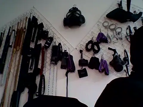 Snapshot of FeticheMacabre chatting on 12/14/24, 08:18 FeticheMacabre online show from 12/14/24, 08:18