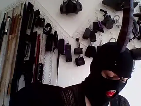 Snapshot of FeticheMacabre chatting on 12/28/24, 06:08 FeticheMacabre online show from 12/28/24, 06:08