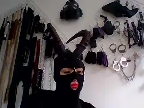 Snapshot of FeticheMacabre chatting on 12/29/24, 07:11 FeticheMacabre online show from 12/29/24, 07:11