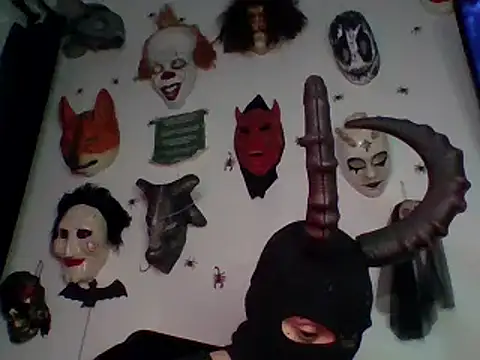 Snapshot of FeticheMacabre chatting on 02/04/25, 04:05 FeticheMacabre online show from 02/04/25, 04:05