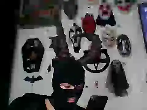 Snapshot of FeticheMacabre chatting on 09/26/25, 08:24 FeticheMacabre online show from 09/26/25, 08:24