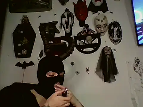 Snapshot of FeticheMacabre chatting on 10/04/25, 04:21 FeticheMacabre online show from 10/04/25, 04:21