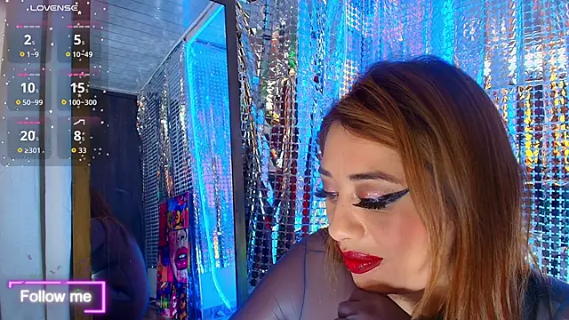 Snapshot of LatexDevil_Blondie chatting on 11/14/25, 03:22 LatexDevil Blondie online show from 11/14/25, 03:22