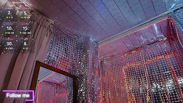 Snapshot of LatexDevil_Blondie chatting on 11/27/25, 07:05 LatexDevil Blondie online show from 11/27/25, 07:05