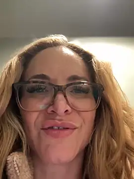 MessyNastyQueen online show from 12/16/24, 09:41