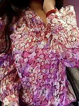 Snapshot of Aditi_1 chatting on 01/17/25, 12:42 Aditi 1 online show from 01/17/25, 12:42
