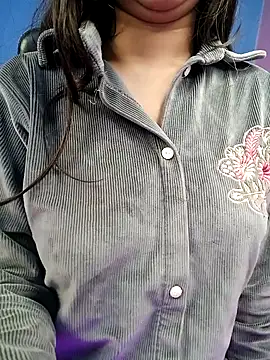 Snapshot of Aditi_1 chatting on 02/02/25, 06:37 Aditi 1 online show from 02/02/25, 06:37