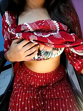 Snapshot of Aditi_1 chatting on 09/30/25, 12:15 Aditi 1 online show from 09/30/25, 12:15