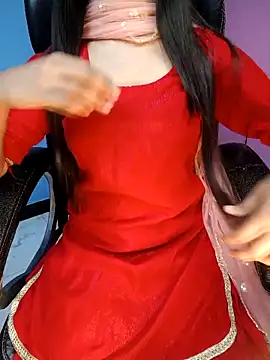 Snapshot of Aditi_1 chatting on 10/04/25, 02:59 Aditi 1 online show from 10/04/25, 02:59
