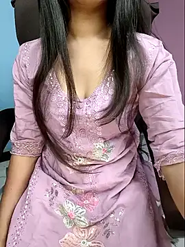 Snapshot of Aditi_1 chatting on 05/08/26, 11:54 Aditi 1 online show from 05/08/26, 11:54
