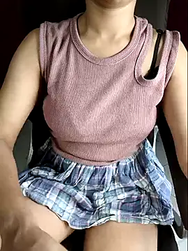 Snapshot of Aditi_1 chatting on 06/08/26, 02:39 Aditi 1 online show from 06/08/26, 02:39