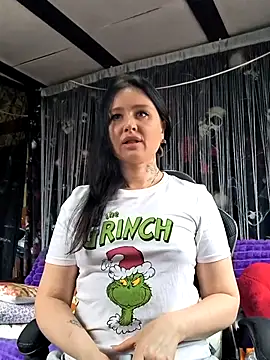 KikiXRed online show from 03/25/26, 10:43