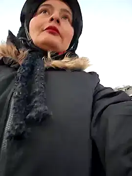 Snapshot of bellapaty chatting on 01/16/25, 05:12 bellapaty online show from 01/16/25, 05:12