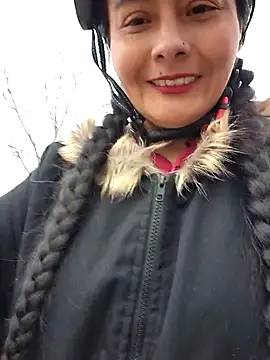 Snapshot of bellapaty chatting on 02/15/25, 04:34 bellapaty online show from 02/15/25, 04:34