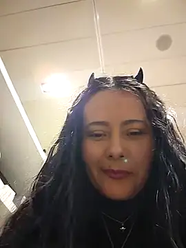 Snapshot of bellapaty chatting on 03/09/25, 06:11 bellapaty online show from 03/09/25, 06:11