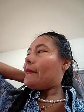 Snapshot of bellapaty chatting on 09/16/25, 08:48 bellapaty online show from 09/16/25, 08:48
