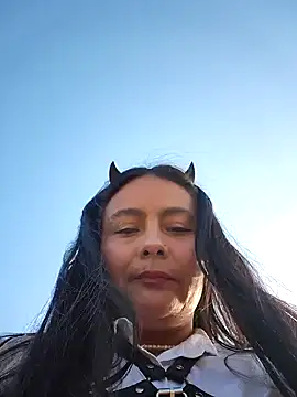 Snapshot of bellapaty chatting on 10/14/25, 07:53 bellapaty online show from 10/14/25, 07:53