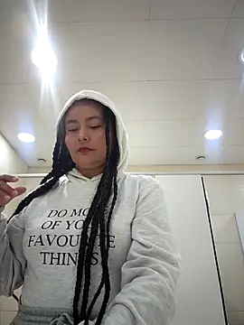 bellapaty online show from 11/10/25, 09:08