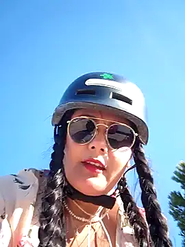 bellapaty online show from 04/19/26, 07:51