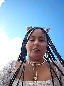 Snapshot of bellapaty chatting on 05/11/26, 02:56 bellapaty online show from 05/11/26, 02:56