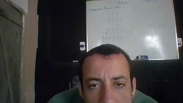 Snapshot of MachoScorpionCaralho chatting on 06/11/26, 12:03 MachoScorpionCaralho online show from 06/11/26, 12:03