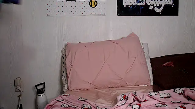 Cupcakecutie449 online show from 02/16/25, 04:31