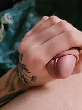 SexyGoldBoy22 online show from 02/18/26, 08:32