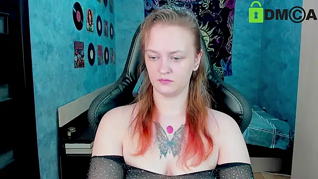 Snapshot of madness_lia chatting on 12/22/24, 05:45 madness lia online show from 12/22/24, 05:45