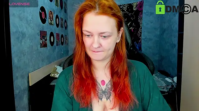 Snapshot of madness_lia chatting on 02/06/25, 12:59 madness lia online show from 02/06/25, 12:59