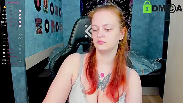 Snapshot of madness_lia chatting on 03/10/25, 08:37 madness lia online show from 03/10/25, 08:37