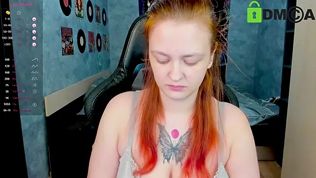 Snapshot of madness_lia chatting on 03/10/25, 11:42 madness lia online show from 03/10/25, 11:42