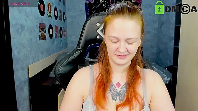 Snapshot of madness_lia chatting on 03/11/25, 08:30 madness lia online show from 03/11/25, 08:30