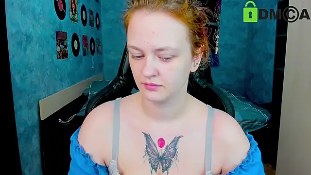 Snapshot of madness_lia chatting on 03/18/25, 06:03 madness lia online show from 03/18/25, 06:03