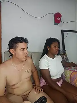 Snapshot of interracia1xx chatting on 05/20/26, 04:51 interracia1xx online show from 05/20/26, 04:51