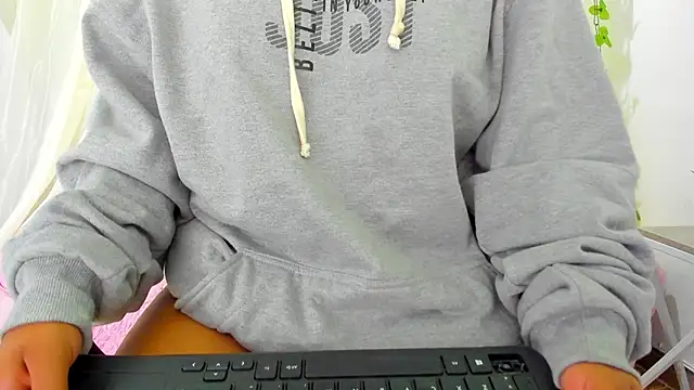 iisabella gonzalez online show from 01/08/25, 08:16