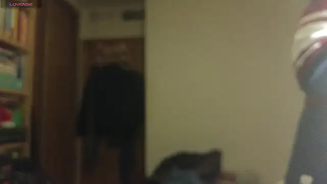 curiosillo83 online show from 03/14/25, 03:03