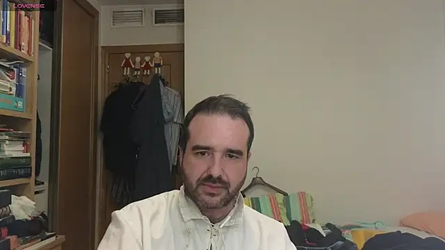 curiosillo83 online show from 09/15/25, 03:17