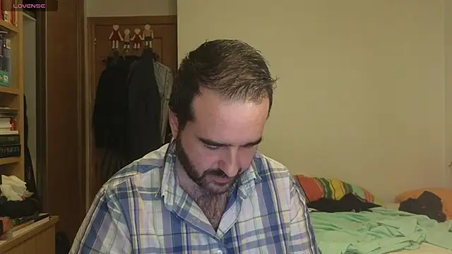 curiosillo83 online show from 09/21/25, 03:35