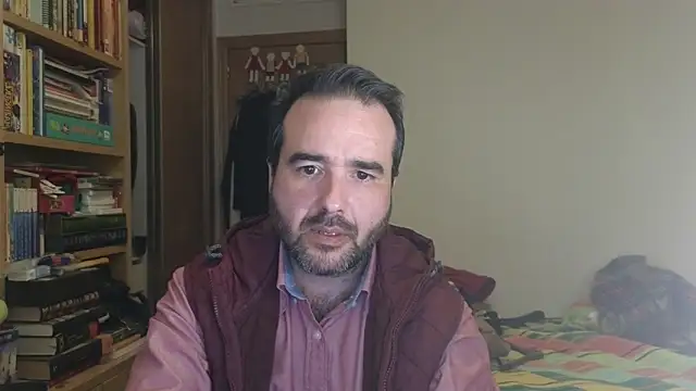 curiosillo83 online show from 12/03/25, 03:21