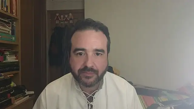 curiosillo83 online show from 12/20/25, 08:05