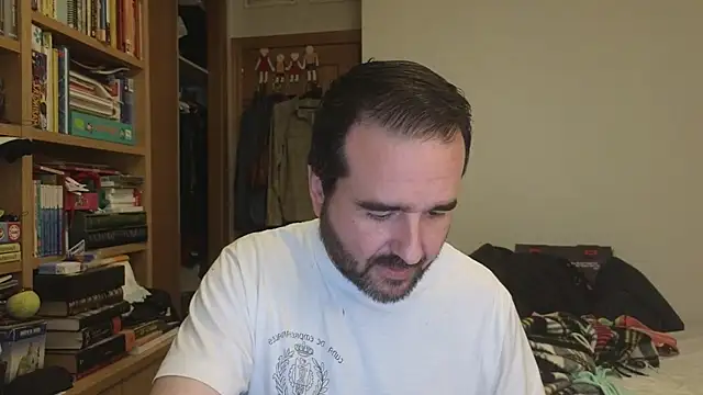 curiosillo83 online show from 02/22/26, 02:48