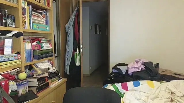 curiosillo83 online show from 04/10/26, 01:05