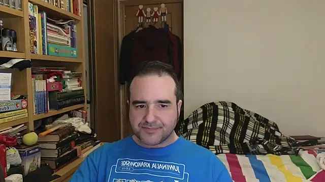 curiosillo83 online show from 04/19/26, 09:52