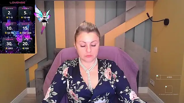 Candy Long online show from 11/04/25, 06:34