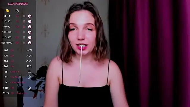 KindHazelHere  online show from 03/23/25, 02:26