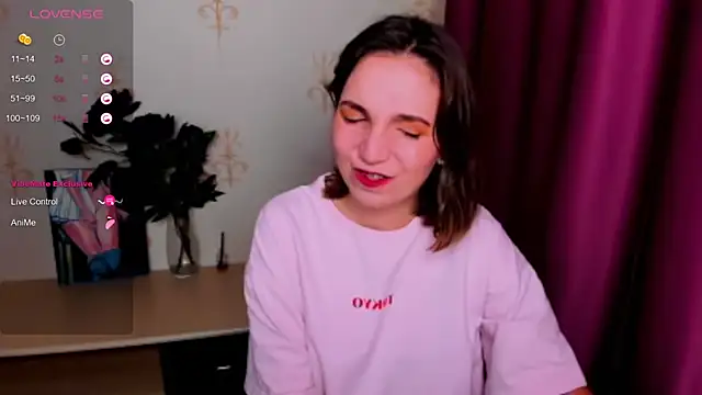 KindHazelHere  online show from 09/13/25, 06:13