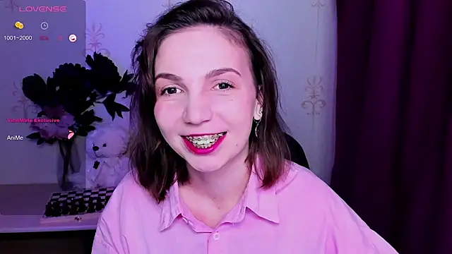 KindHazelHere  online show from 03/31/26, 11:05