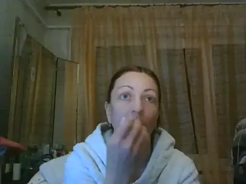 Snapshot of ShawnaAdams chatting on 01/20/25, 07:35 ShawnaAdams online show from 01/20/25, 07:35