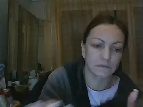 Snapshot of ShawnaAdams chatting on 02/07/25, 10:30 ShawnaAdams online show from 02/07/25, 10:30